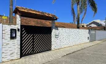 Imagem: Casa a venda no Centro de Navegantes