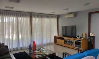 Imagem: Casa de condomínio para venda tem 443 metros