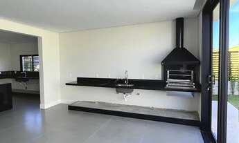 Imagem 5: Casa de condomínio térrea para venda tem 239 metros quadrados com 3 quartos