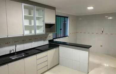 Imagem 2: Casa com 6 quartos Candangolandia ótima localização