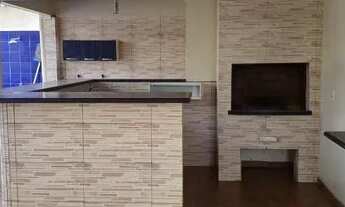 Imagem 2: Alugo casa com piscina semi mobiliada 3/4