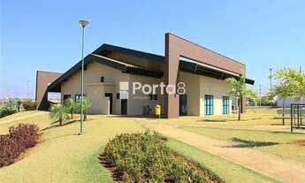 Imagem 6: Viva em Estilo e Elegância na Casa dos Sonhos do Condomínio Village Damha Rio Preto I