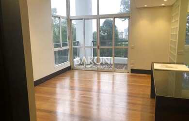 Imagem 3: Apartamento Duplex em Paraíso do Morumbi, com 104 m², todo reformado, possui pé direito du