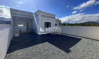 Imagem 2: Casa com 3 dormitórios à venda no bairro Divinéia em Rio dos Cedros-SC