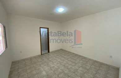 Imagem 4: A Vista Bela Imóveis apresenta essa casa para locação no Bairro Flor do Vale, próximo ao S