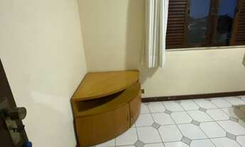 Imagem 6: Casa de condomínio para aluguel e venda tem 950 metros quadrados com 4 quartos