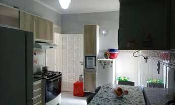 Imagem 4: Casa à Venda no Bairro Cirurgia - 4 Suítes, 270m², 2 Vagas de Garagem - Confira!