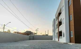 Imagem 3: Apartamento para venda com 55 metros quadrados com 2 quartos em Pajuçara - Maracanaú - CE