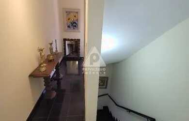 Imagem 3: Casa à venda, 6 quartos, 3 suítes, 2 vagas, Tijuca - RIO DE JANEIRO/RJ
