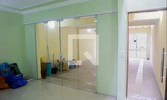 Imagem 2: Casa à Venda - Jardim Rina, 2 Quartos, 200 m2