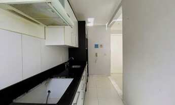 Imagem 4: Apartamento para venda possui 53m² com 2 quartos em Jardim Itu - Porto Alegre - RS