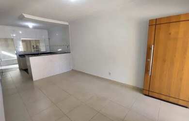 Imagem 3: Casa para venda possui 98 metros quadrados com 2 quartos em Boa Vista - Ponta Grossa - Par