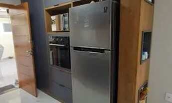 Imagem 3: Sobrado para venda com 204 metros quadrados com 4 quartos 3 suítes