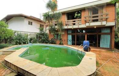 Imagem 2: Casa em rua fechada, com portão e segurança 24 horas em Pinheiros - São Paulo/SP