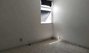 Imagem 6: Apartamento 2 quartos com dependência