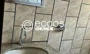 Imagem 4: Casa para aluguel, 3 quartos, 2 suítes, 2 vagas, Jardim Regina - ARAGUARI/MG