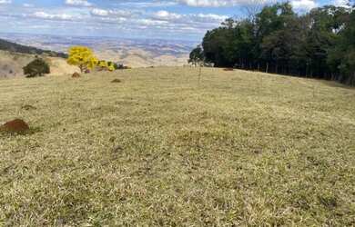 Imagem 4: LM Excelente chácara á venda com vista encantadora em Rio Manso!