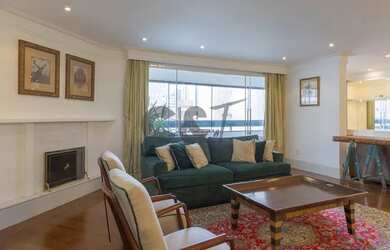 Imagem 2: Apartamento com 4 Dormitórios (1 Suíte) para Alugar em Moema, São Paulo/SP