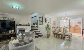 Imagem: Sobrado e dormitórios