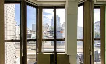 Imagem 7: Sala com 35,60 m² de área privativa no edifício Erico Veríssimo Center