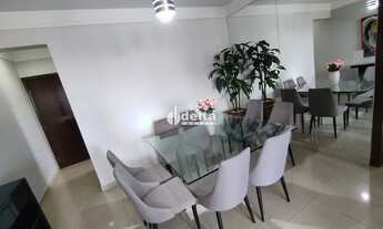 Imagem 2: Apartamento com 3 quartos sendo 1 suíte, disponível para locação no bairro Santa Mônica em