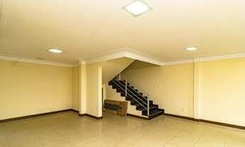 Imagem 4: Casa de 3 pavimentos à venda..R$ 1.400 k