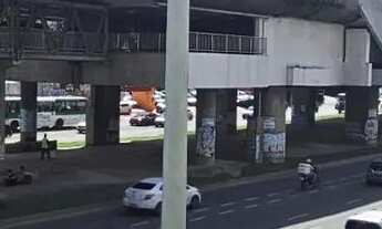 Imagem 2: Imóvel para venda possui 748 metros quadrados em Brotas - Salvador - BA