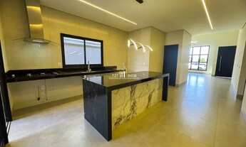 Imagem 7: Casa com 4 suítes plenas, incluindo uma master. Localizada no Alphaville 1 -Senador Canedo