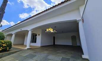 Imagem: Aluga-se ou Vende-se Casa com 4 dormitórios