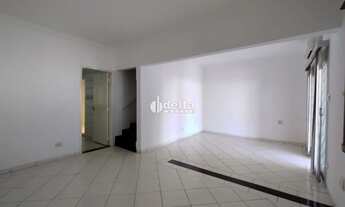 Imagem 5: Casa disponível para locação no bairro Osvaldo Rezende em Uberlândia MG