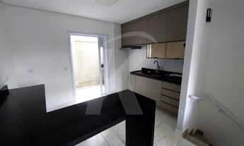 Imagem 3: Sobrado em condomínio fechado, com 2 dormitórios, confira !