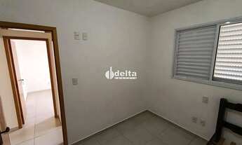 Imagem 7: Apartamento com 2 quartos disponível para locação no bairro Santa Mônica em Uberlândia - M