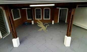 Imagem: Casa á alugar com piscina, 3 banheiros