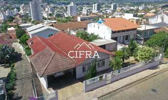Imagem 2: Casa Mista - Venda - 04 dormitórios - 298m2 - Amplo Terreno - Rua Mato Grosso - Centro - R