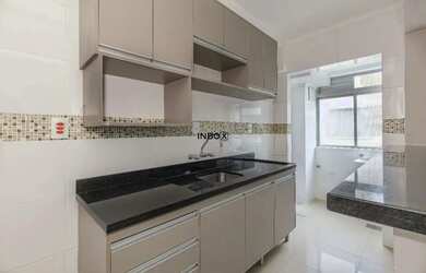 Imagem 7: Apartamento no Auxiliadora, de 2 quartos, lavabo e 1 vaga em Porto Alegre