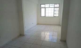 Imagem 2: Imóvel para aluguel possui 30 metros quadrados com 1 quarto em Centro - Niterói - RJ