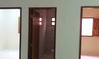Imagem 3: Casa em Cajazeiras-PB (3 Quartos - Garagem) - R$ 450,00