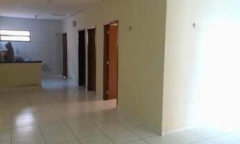 Imagem 2: Casa em Cajazeiras-PB (3 Quartos - Garagem) - R$ 450,00