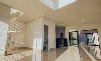 Imagem 3: Casa em Condomínio para Venda em Santana de Parnaíba, Suru, 3 dormitórios, 3 suítes, 5 ban