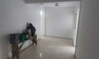 Imagem 3: Casa térrea com 2 dormitórios para locação com 1 vaga útil de 80 m²