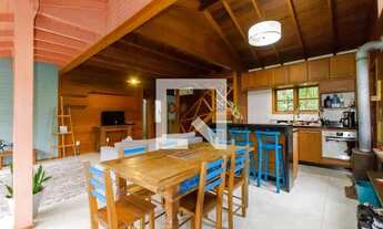 Imagem 7: Casa para Aluguel - Córrego Grande, 3 Quartos, 350 m2