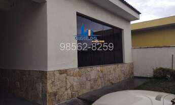 Imagem 2: Casa de vila para venda tem 300 metros quadrados com 3 quartos