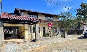 Imagem 3: Casa com 4 quartos sendo duas suítes , piscina , área de festa, no bairro Fortaleza !!!