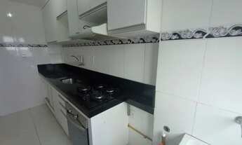 Imagem 3: BR- Alugo apartamento 2 quartos com suíte em condomínio clube pertinho de Laranjeiras