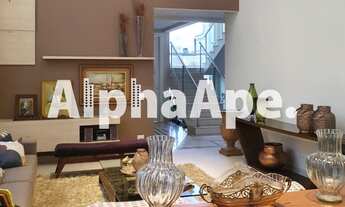 Imagem 4: Casa de condomínio para venda tem 396 metros quadrados com 3 quartos