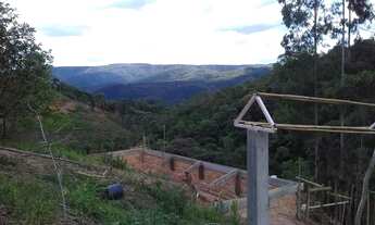 Imagem 3: Chácara à Venda próx. de Campo Largo - PR, Com Casa, Riacho, Energia, Vista Deslumbrante!