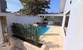 Imagem 4: Casa com piscina em bairro nobre perto da praia