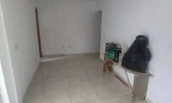 Imagem 5: Casa térrea com 2 dormitórios para locação com 1 vaga útil de 80 m²