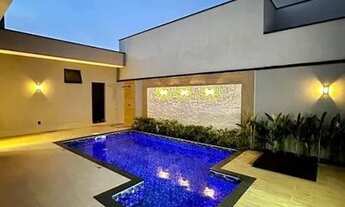 Imagem 2: Casa com piscina