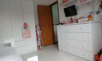 Imagem 4: Casa para venda possui 100 metros quadrados com 2 quartos em Vila Valqueire - Rio de Janei